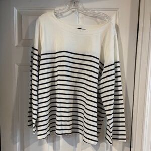 Ellos striped shirt- Black and soft white- 1X